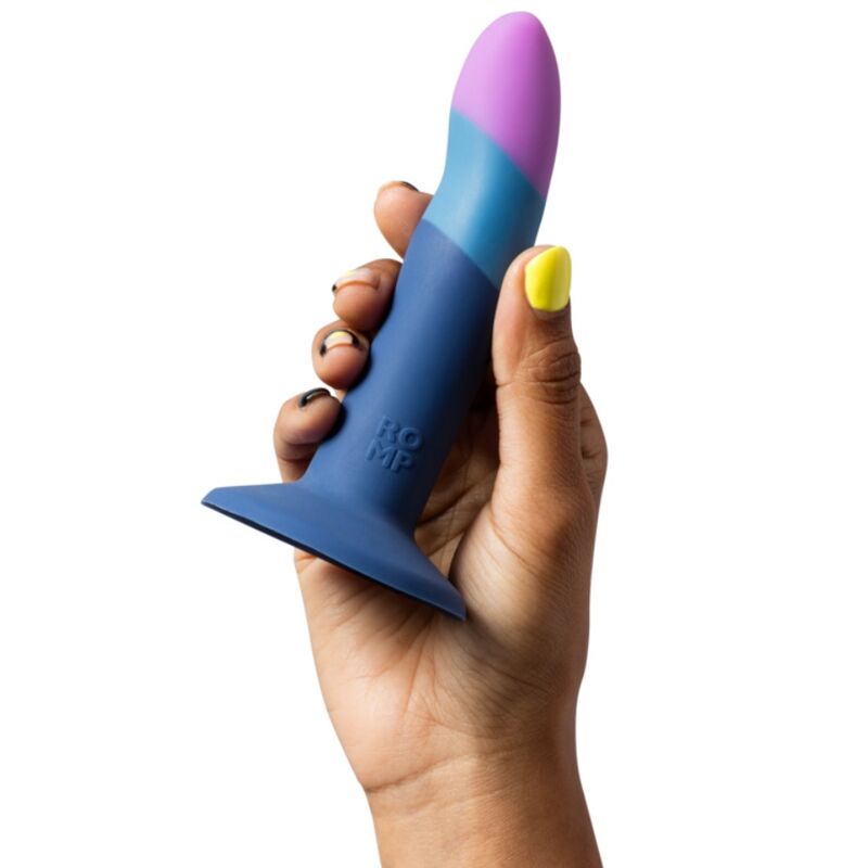 ROMP - PICCOLO DILDO DE SILICONE COM VENTOSA TRICOLORIDA 14 CM - Image 3